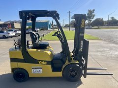 Used equipment: YALE GLP050LX