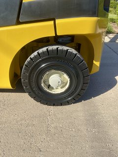 Used equipment: YALE GLP25VX