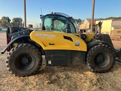 Used equipment: New Holland TH7.42 Telehandler