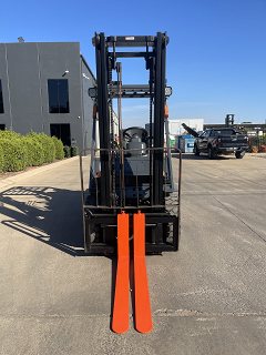 Used equipment: TOYOTA 6FG25
