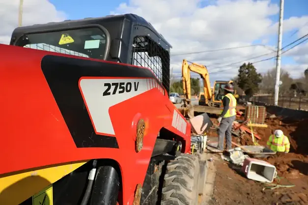 Manitou 2300V Compact Loader