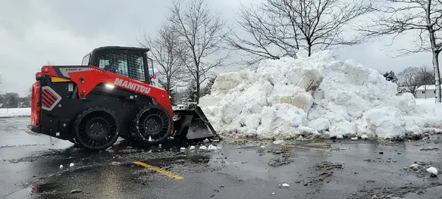 Manitou 2300V Compact Loader